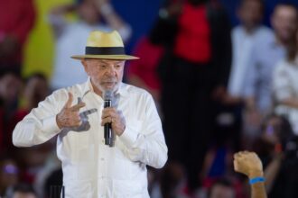 Presidente Lula discursa na convenção nacional do PT